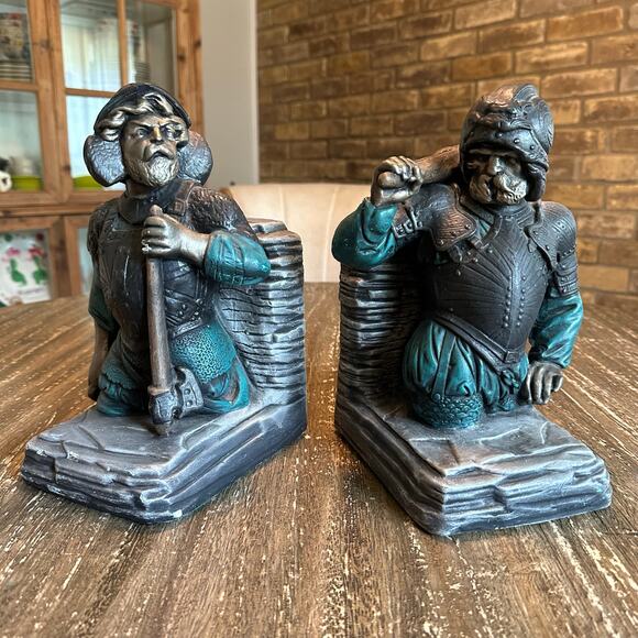 1970 Vintage Ann’s Original Figurines, Inc. Spanish Conquistador Viking Bookends - Picture 2 of 10